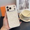 LV エンボススマホケース アイボリー