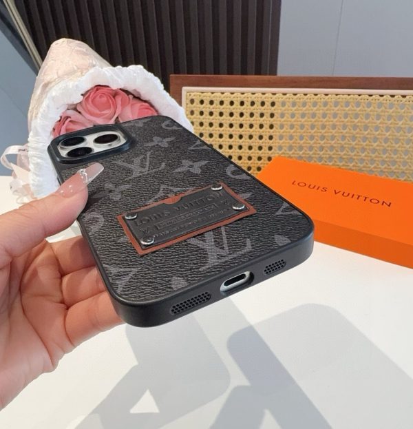 LV レザーパッチスマホケース ブラウン