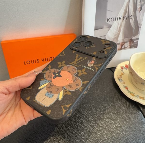 LV キャラクタースマホケース ブラウン