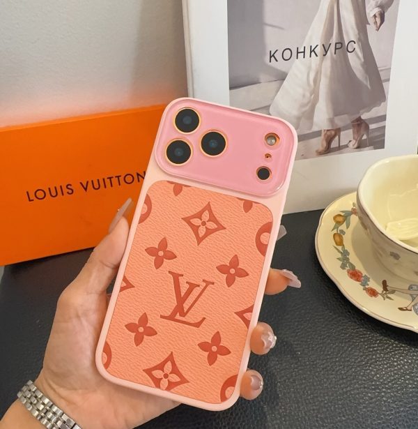 LVスマホケース モノグラム3色 マルチ