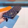 LV フラップ金具ケース ブラウン