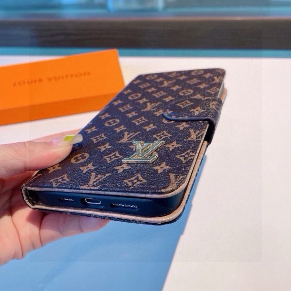 LV フラップ金具ケース ブラウン