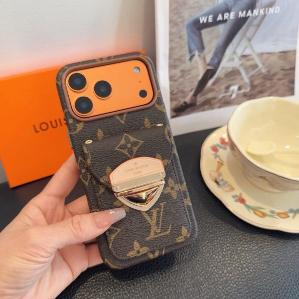 LV フラップメタルケース ダークブラウン