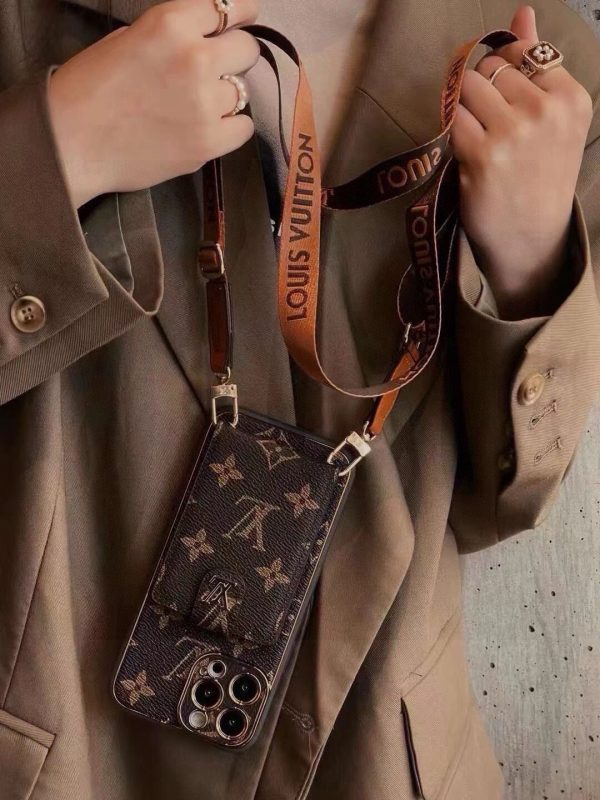 LV ジップカードケース ブラウン