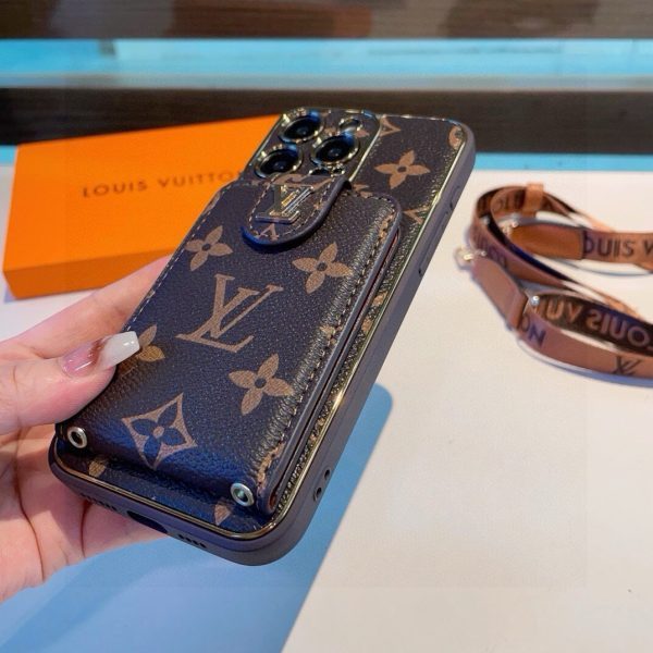 LV ジップカードケース ブラウン
