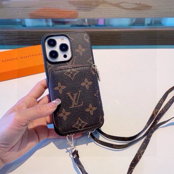 LV エンボスロゴケース オレンジ