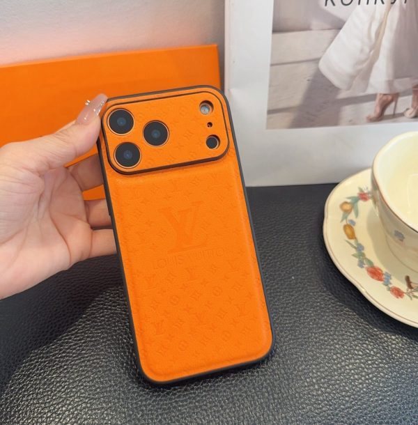 LV エンボスフルケース マルチ