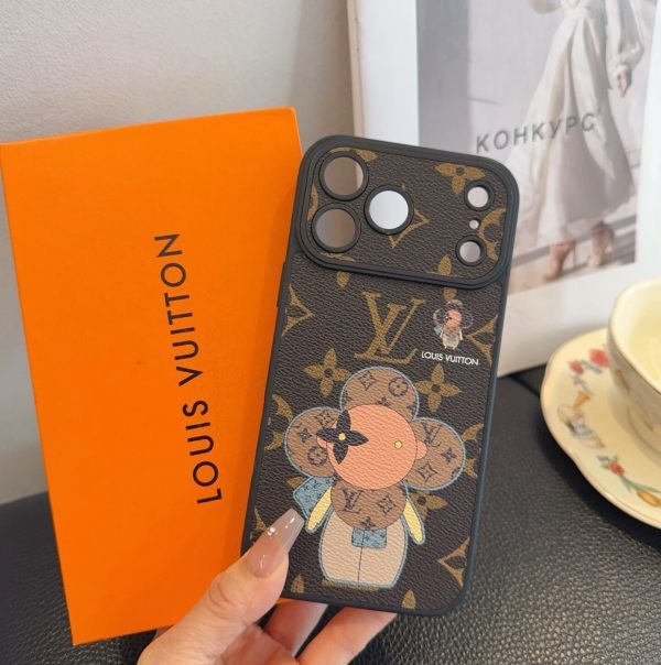 LV ベアキャラクターケース ブラウン