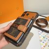 LV レザーカードポーチ ブラウン