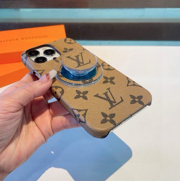 LV マグネットリングケース ブラウン