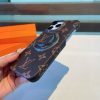 LV モノグラムケース ブラウン