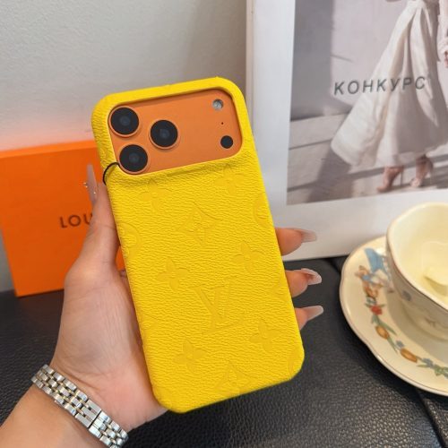 13434272554112513 LV エンボスモノグラム マルチ