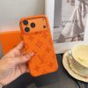 LV エンボスモノグラム マルチ