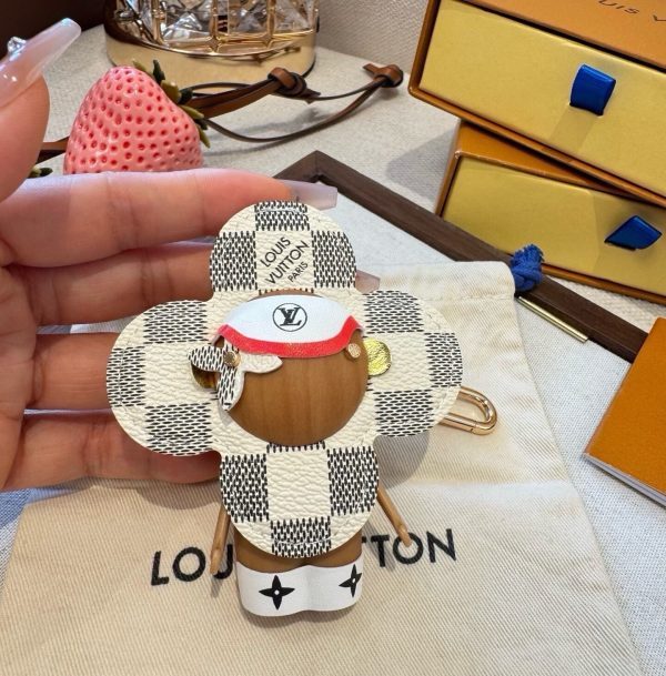 LV ダミエキーホルダー ベージュ
