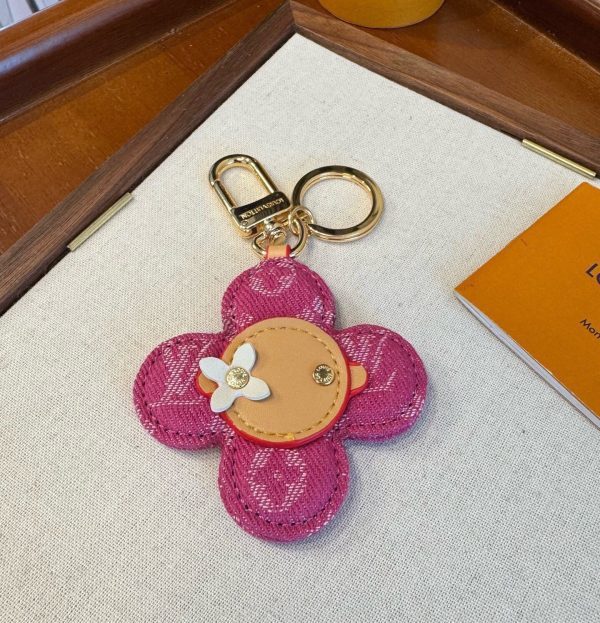 LV 編み込みキーホルダー マゼンタ