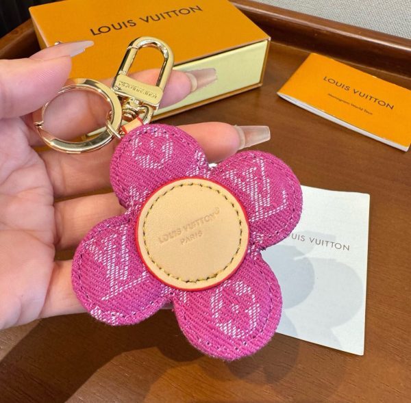 LV 編み込みキーホルダー マゼンタ