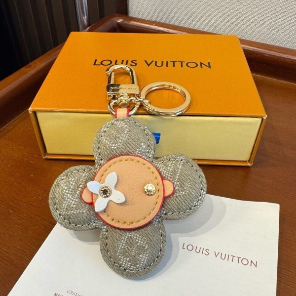LV 編み込みキーホルダー グレーグリーン