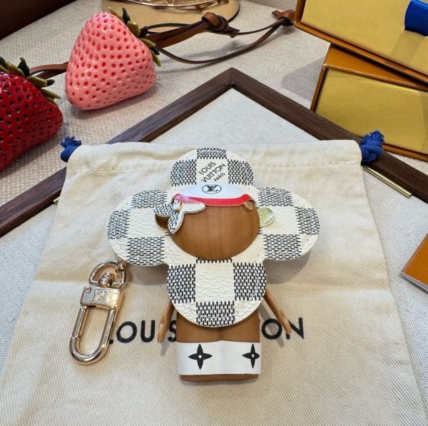 LV ヴォヤージュダミエキーホルダー モノトーン