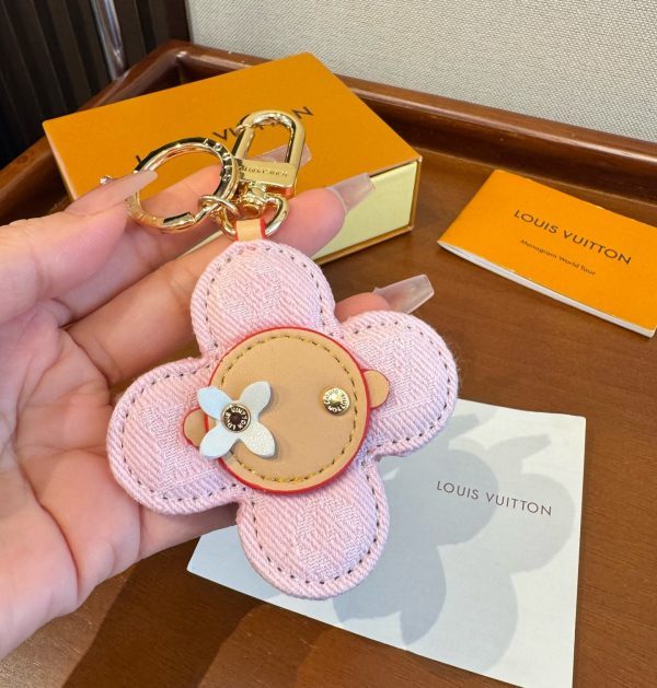 LV キーホルダー ピンク