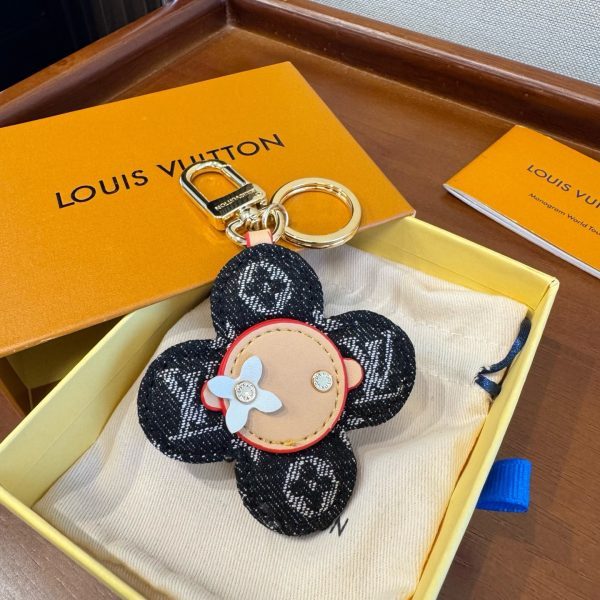 LV 編み込みモノグラムキーホルダー ブラック