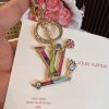 LV モノグラムエンボスキーホルダー マルチ