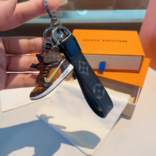LV モノグラムシューズチャーム マルチ