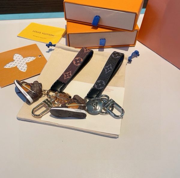 LV モノグラムキーホルダー ブラウン
