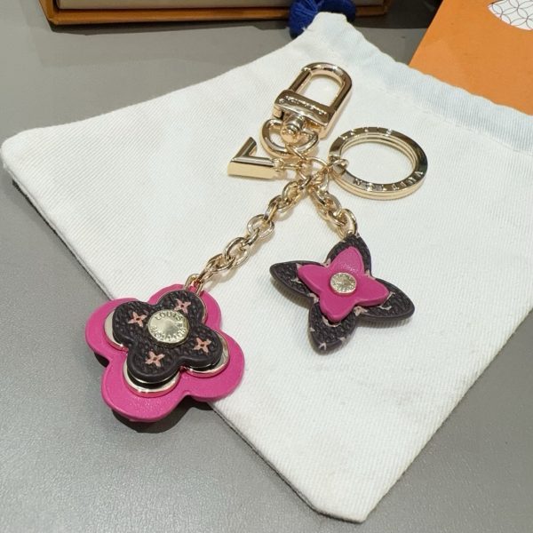 LV フラワーエナメルチャーム マルチ