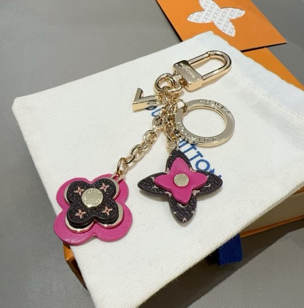 LV フラワーエナメルチャーム マルチ