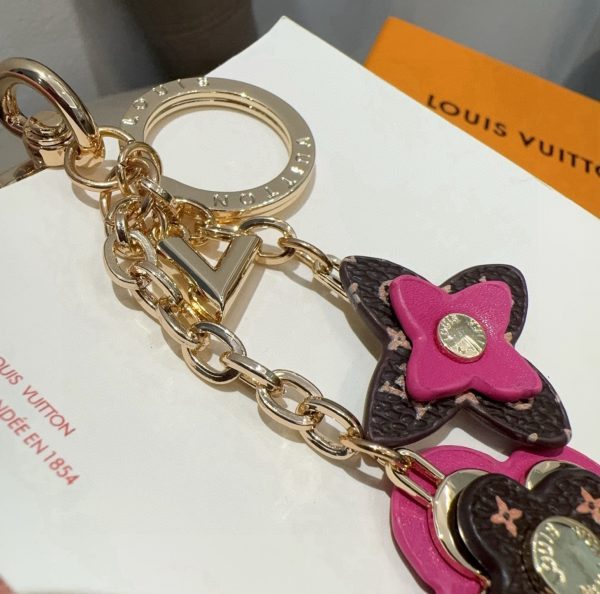 LV フラワーエナメルチャーム マルチ