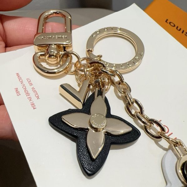 LV フラワーエナメルチャーム マルチ