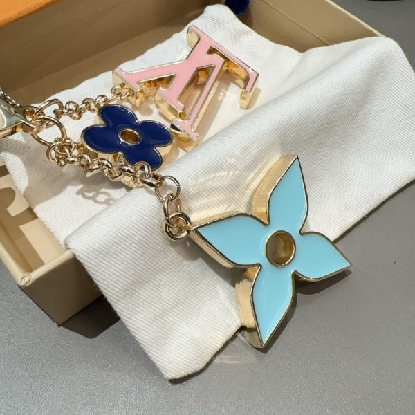 LV フラワーエナメルチャーム マルチ