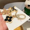 LV フラワーエナメルチャーム ブラウン