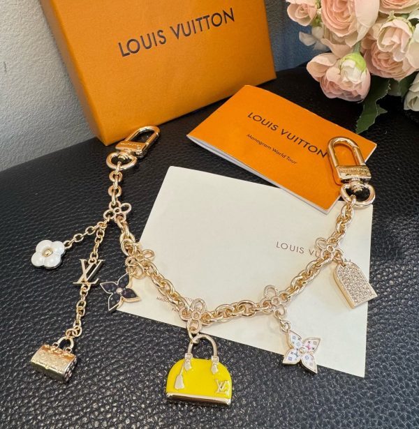 LV チェーンミニバッグチャーム ゴールド