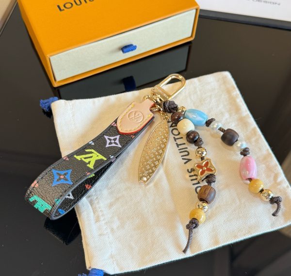 LV ビーズモノグラムチャーム マルチ