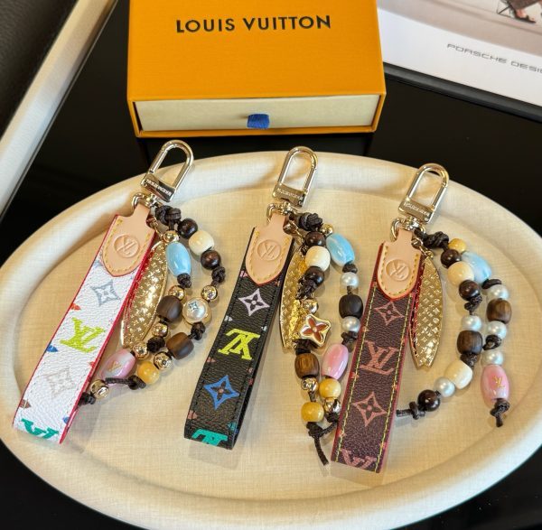 LV ビーズチャーム マルチ