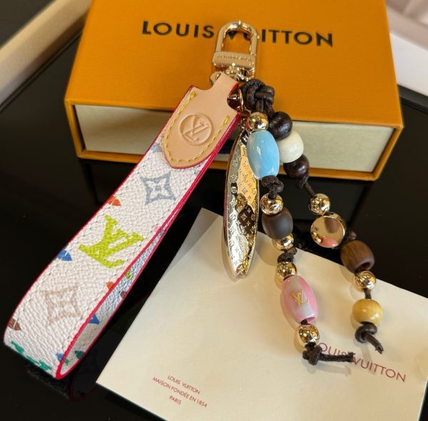 LV ビーズチャーム マルチ