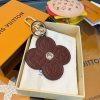 LV クローバーキーホルダー ブラウン