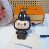 LV ウサギキーホルダー ブラック
