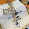 LV エッフェル塔チャーム シルバー