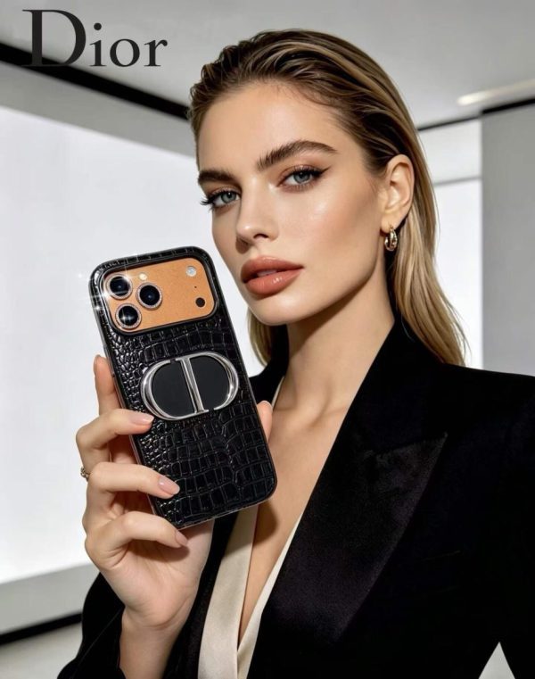 DIOR クロコ柄スマホケース ブラックオレンジ