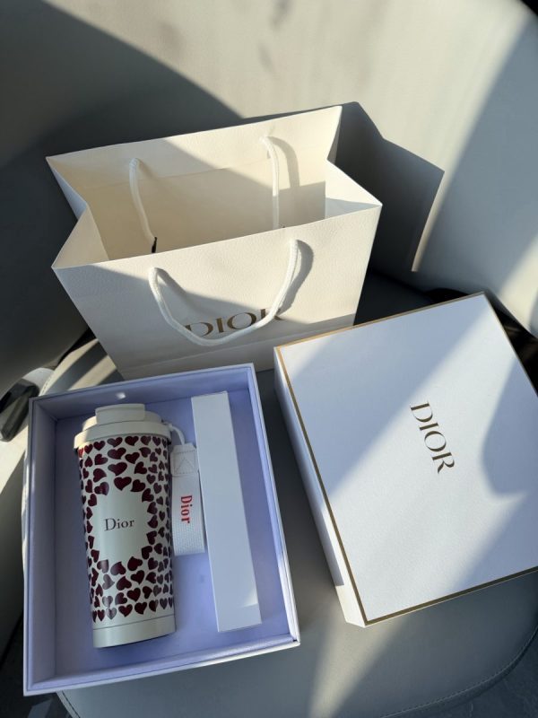 DIOR ハート柄タンブラー ホワイトレッド