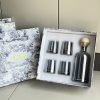 DIOR ボトル ホワイト