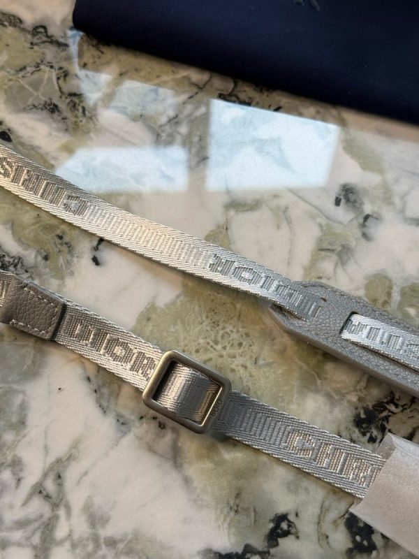 DIOR ボトル シルバー