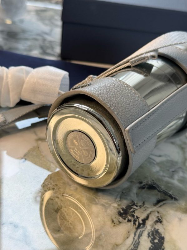DIOR ボトル シルバー