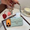 13434372666835450 CHANEL チェーン付きスマホケース ライトグリーン