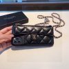 13434372779125096 CHANEL チェーン付きスマホケース ブラック