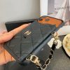 CHANEL チェーン付きスマホケース ブラック