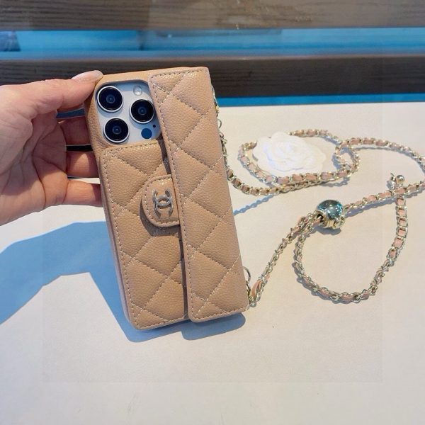 CHANEL ロングウォレット風スマホケース オレンジベージュ