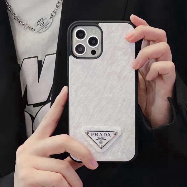 PRADA ヌメ革スマホケース ホワイトブラック